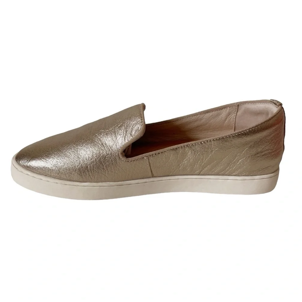 Birdies The Swift gold leather slip-on sneakers loafers size 9.5
